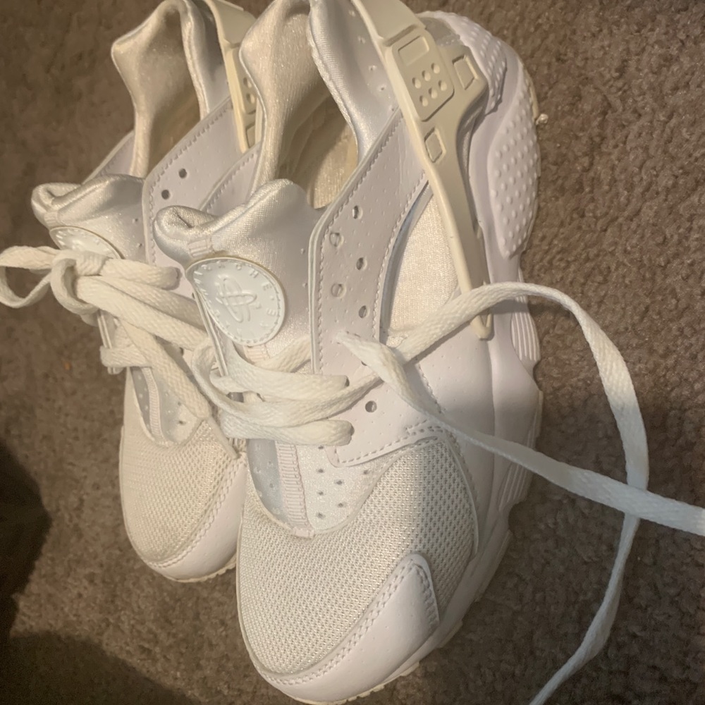 White Huaraches